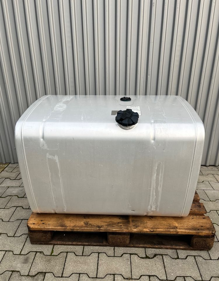 Zbiornik paliwa MAN TGX TGS 460 litrów bak - Fuel processing/ Fuel delivery for Truck: picture 1 Zbiornik paliwa MAN TGX TGS 460 litrów bak - Fuel processing/ Fuel delivery for Truck: picture 1