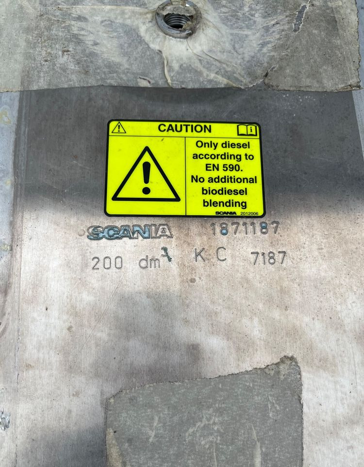 Zbiornik paliwa Scania R S 200L bak 1871187 jak NOWY - Fuel processing/ Fuel delivery for Truck: picture 4 Zbiornik paliwa Scania R S 200L bak 1871187 jak NOWY - Fuel processing/ Fuel delivery for Truck: picture 4