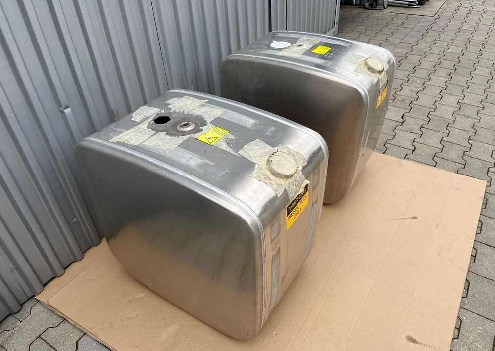 Zbiornik paliwa Scania R S 200L bak 1871187 jak NOWY - Fuel processing/ Fuel delivery for Truck: picture 3 Zbiornik paliwa Scania R S 200L bak 1871187 jak NOWY - Fuel processing/ Fuel delivery for Truck: picture 3