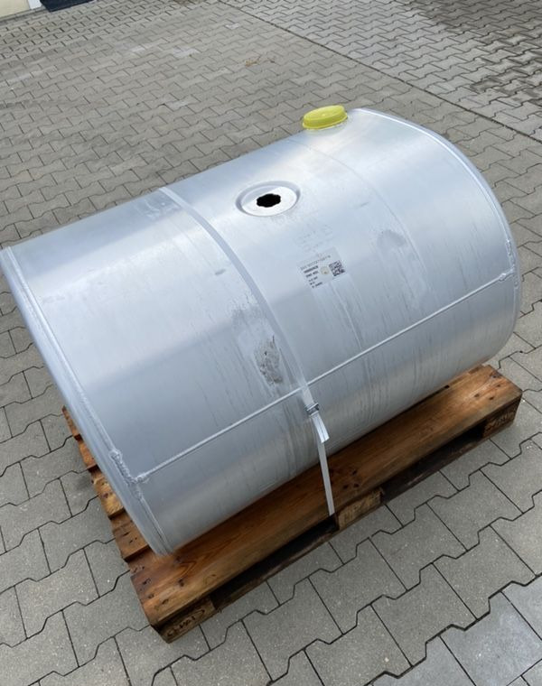 Zbiornik paliwa Volvo FH FM Renault 405 litrów bak 101 cm - Fuel tank for Truck: picture 4 Zbiornik paliwa Volvo FH FM Renault 405 litrów bak 101 cm - Fuel tank for Truck: picture 4