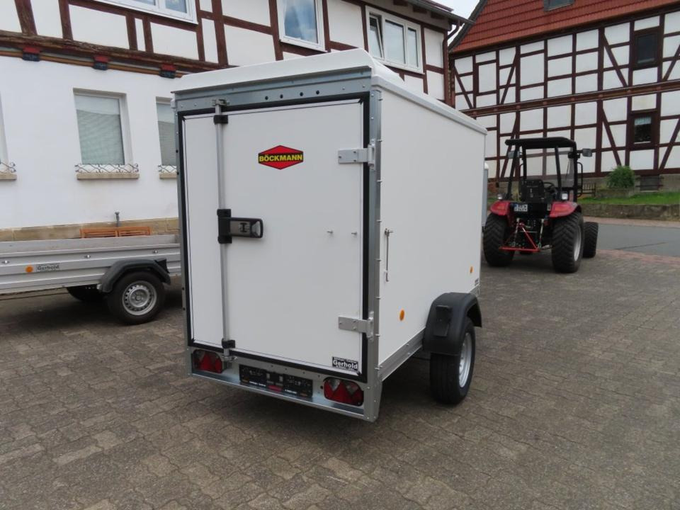 Böckmann KT 2513/135 PKW-Anhänger, Koffer, 1,35to., 100 km/h - Closed box trailer: picture 4 Böckmann KT 2513/135 PKW-Anhänger, Koffer, 1,35to., 100 km/h - Closed box trailer: picture 4