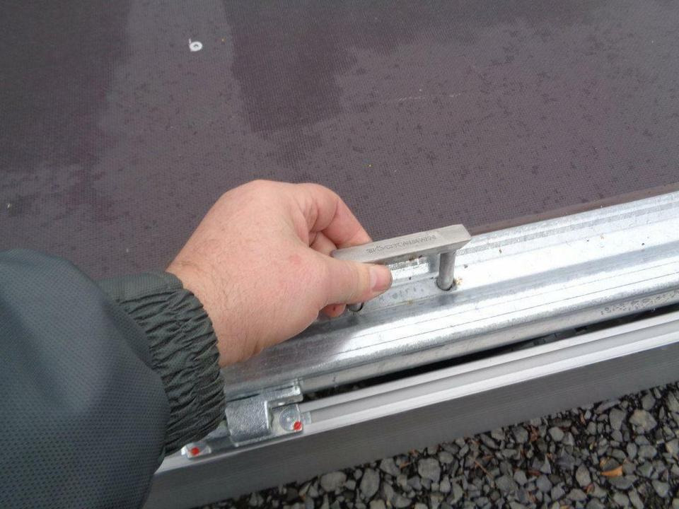 Böckmann PKW-Anhänger , 2,0 to. Hochlader, 100 km/h - Dropside/ Flatbed trailer: picture 5 Böckmann PKW-Anhänger , 2,0 to. Hochlader, 100 km/h - Dropside/ Flatbed trailer: picture 5