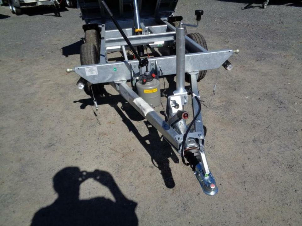 Böckmann PKW-Anhänger, Dreiseitenkipper, 2,7 to. - Tipper trailer: picture 5 Böckmann PKW-Anhänger, Dreiseitenkipper, 2,7 to. - Tipper trailer: picture 5