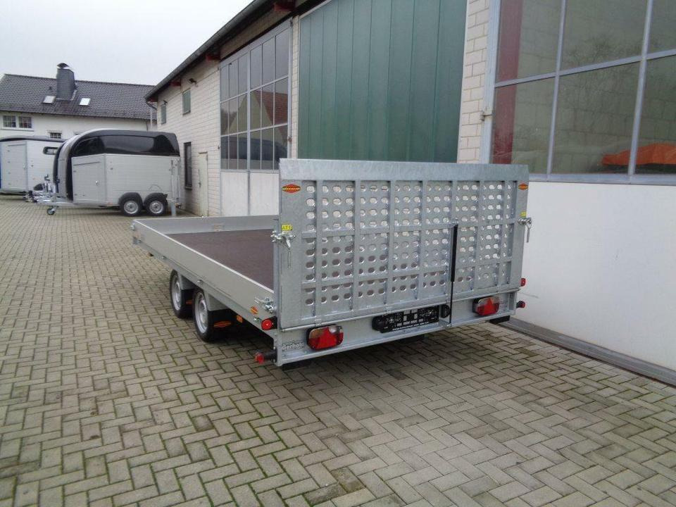 Böckmann PKW-Anhänger, Universaltransporter 3,5 to. - Dropside/ Flatbed trailer: picture 3 Böckmann PKW-Anhänger, Universaltransporter 3,5 to. - Dropside/ Flatbed trailer: picture 3