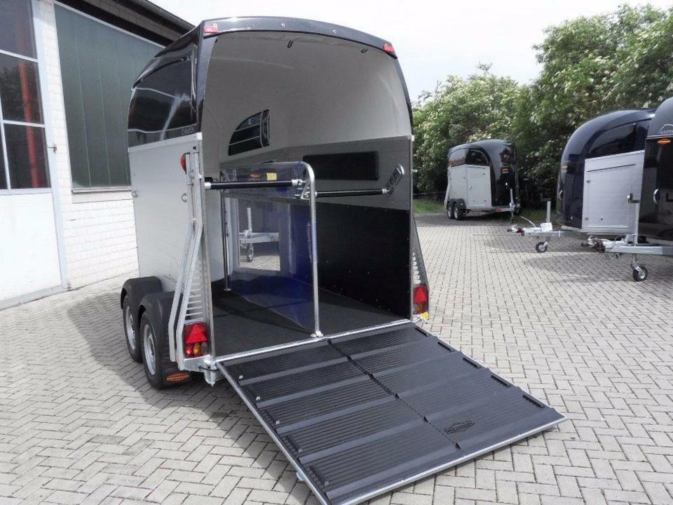 Horse trailer Böckmann Pferdeanhänger Champion R, Flügeltürkombi: picture 9