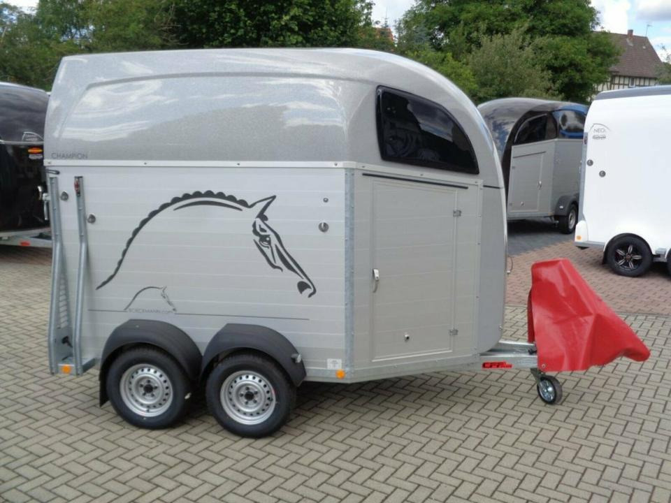 Böckmann Pferdeanhänger Champion R Sattelkammer Aluboden - Horse trailer: picture 2 Böckmann Pferdeanhänger Champion R Sattelkammer Aluboden - Horse trailer: picture 2
