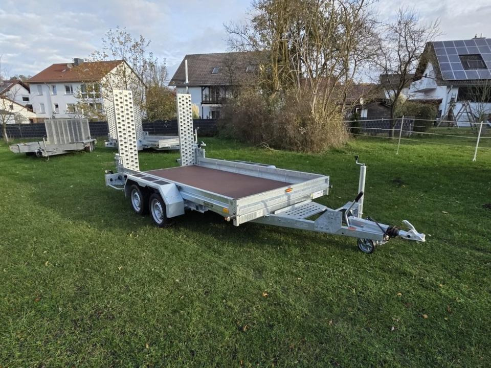 Böckmann, PKW-Anhänger, Baumaschinentransporter 3 to. 100 km/h - Other machinery: picture 1 Böckmann, PKW-Anhänger, Baumaschinentransporter 3 to. 100 km/h - Other machinery: picture 1