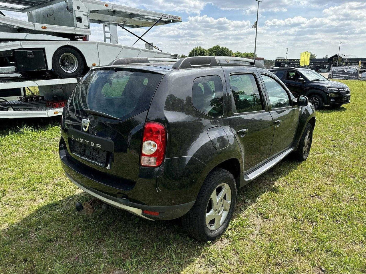 Dacia Duster 1.6 LAUREATE +ZAHNRIEMEN GERISSEN+ - SUV: picture 5 Dacia Duster 1.6 LAUREATE +ZAHNRIEMEN GERISSEN+ - SUV: picture 5