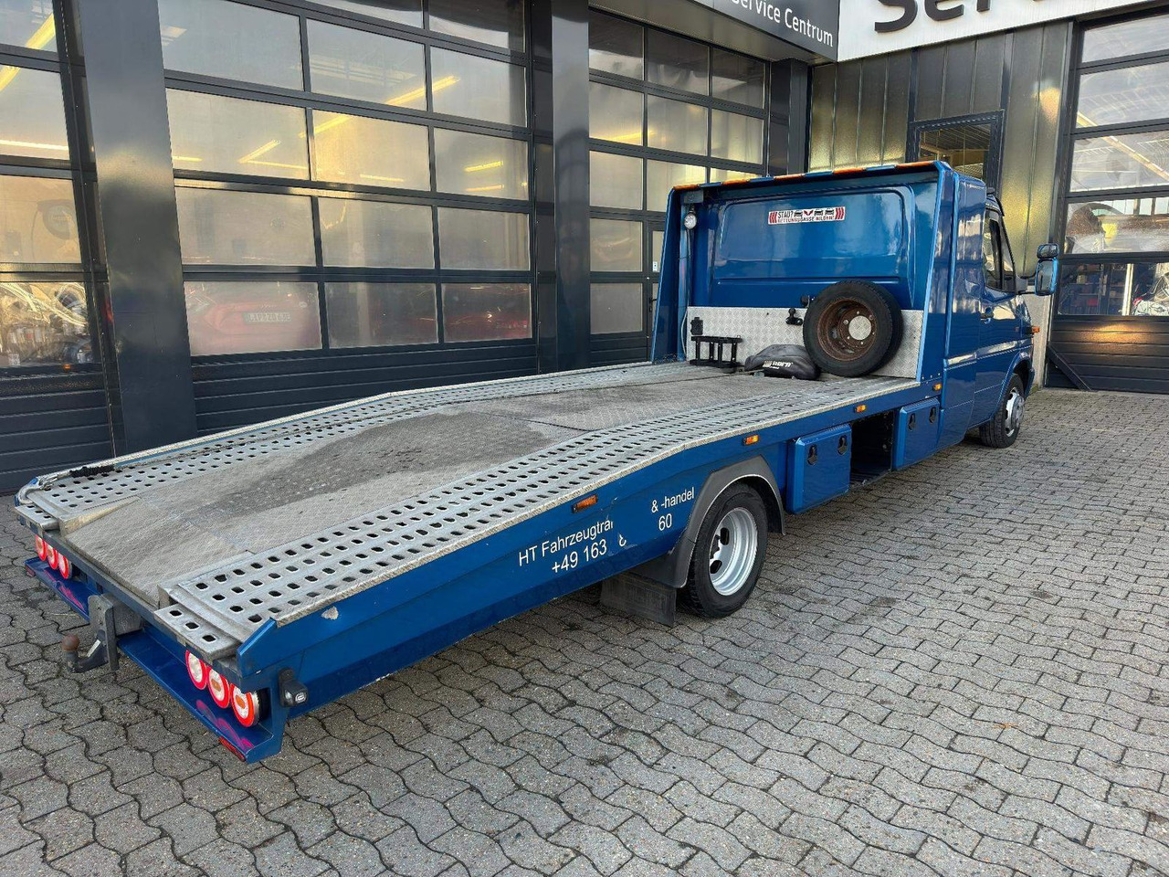Mercedes-Benz Sprinter 2.7 CDI ABSCHLEPPWAGEN SCHLAFKABINE - Autotransporter truck: picture 4 Mercedes-Benz Sprinter 2.7 CDI ABSCHLEPPWAGEN SCHLAFKABINE - Autotransporter truck: picture 4
