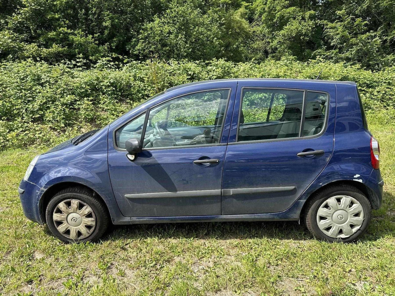 Renault Modus 1.2 Avantage +MOTOR OHNE FUNKTION+ - Sedan: picture 2 Renault Modus 1.2 Avantage +MOTOR OHNE FUNKTION+ - Sedan: picture 2