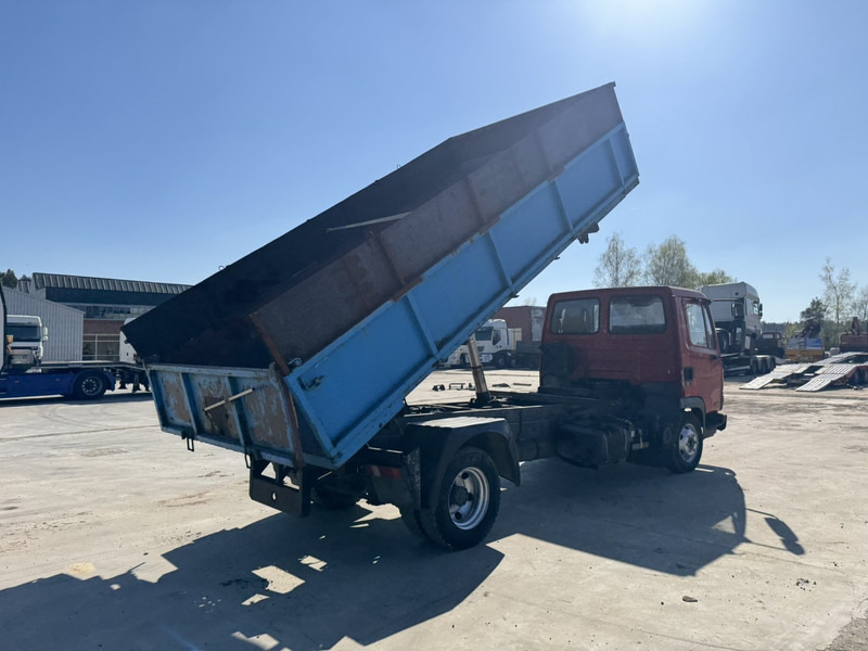 DAF 45 ATI 160 (FULL STEEL SUSPENSION / MANUAL PUMP / EURO 2) - Tipper: picture 5 DAF 45 ATI 160 (FULL STEEL SUSPENSION / MANUAL PUMP / EURO 2) - Tipper: picture 5