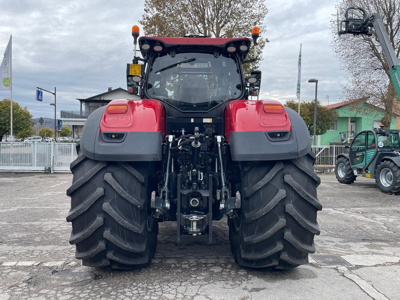 CASE IH OPTUM 270 CVX - Farm tractor: picture 4 CASE IH OPTUM 270 CVX - Farm tractor: picture 4