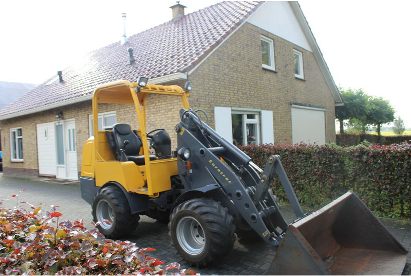 Eurotrac W12s - Loader: picture 1 Eurotrac W12s - Loader: picture 1