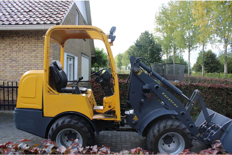 Eurotrac W12s - Loader: picture 2 Eurotrac W12s - Loader: picture 2