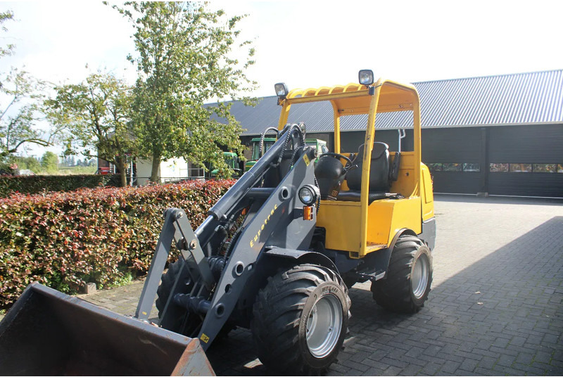 Eurotrac W12s - Loader: picture 5 Eurotrac W12s - Loader: picture 5