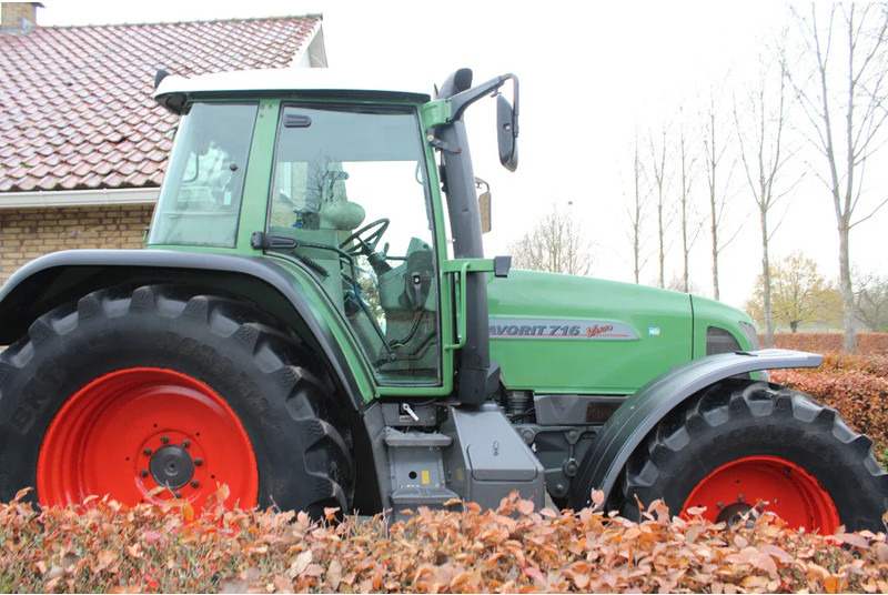 Fendt FAVORIT 716 VARIO Favorit 716 vario - Farm tractor: picture 2 Fendt FAVORIT 716 VARIO Favorit 716 vario - Farm tractor: picture 2