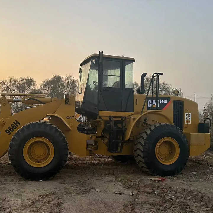 99%New Loaders Cat 966H High Efficiency Wheel Loader Cat 966H Powerful Chinese Made Front Loader Road Machine - Backhoe loader: picture 5 99%New Loaders Cat 966H High Efficiency Wheel Loader Cat 966H Powerful Chinese Made Front Loader Road Machine - Backhoe loader: picture 5