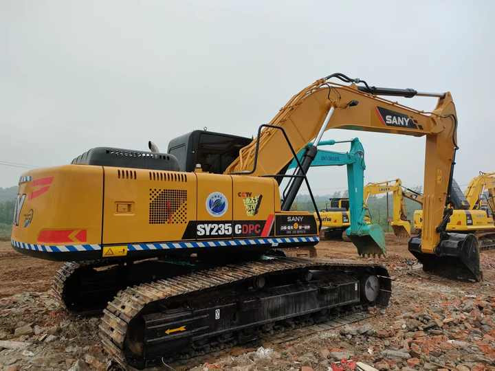 China Famous Brand Used Sany 23ton Excavator Used Sany SY235C Hydraulic Excavator 95% New with Excellent Performance for Sale - Crawler excavator: picture 3 China Famous Brand Used Sany 23ton Excavator Used Sany SY235C Hydraulic Excavator 95% New with Excellent Performance for Sale - Crawler excavator: picture 3