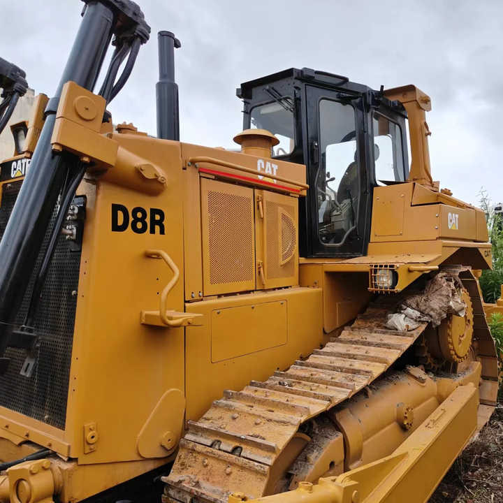 Good Condition D8r Mini Bulldozer New Crawler Bulldozer with Parts Price Bulldozers - Bulldozer: picture 1 Good Condition D8r Mini Bulldozer New Crawler Bulldozer with Parts Price Bulldozers - Bulldozer: picture 1