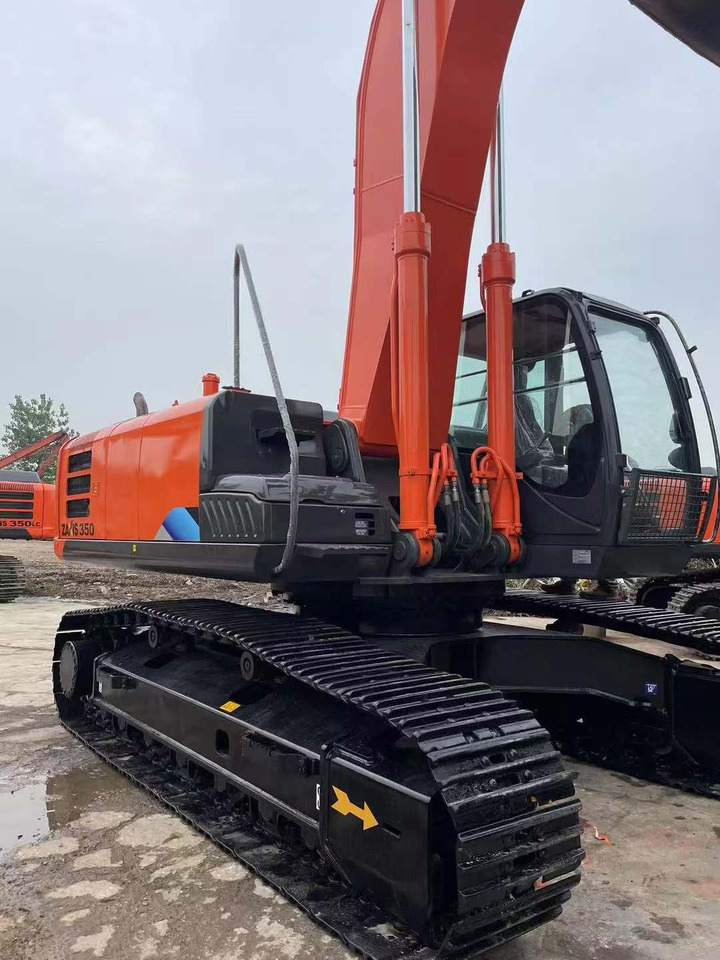 Crawler excavator HITACHI 350-5g: picture 6 Crawler excavator HITACHI 350-5g: picture 6