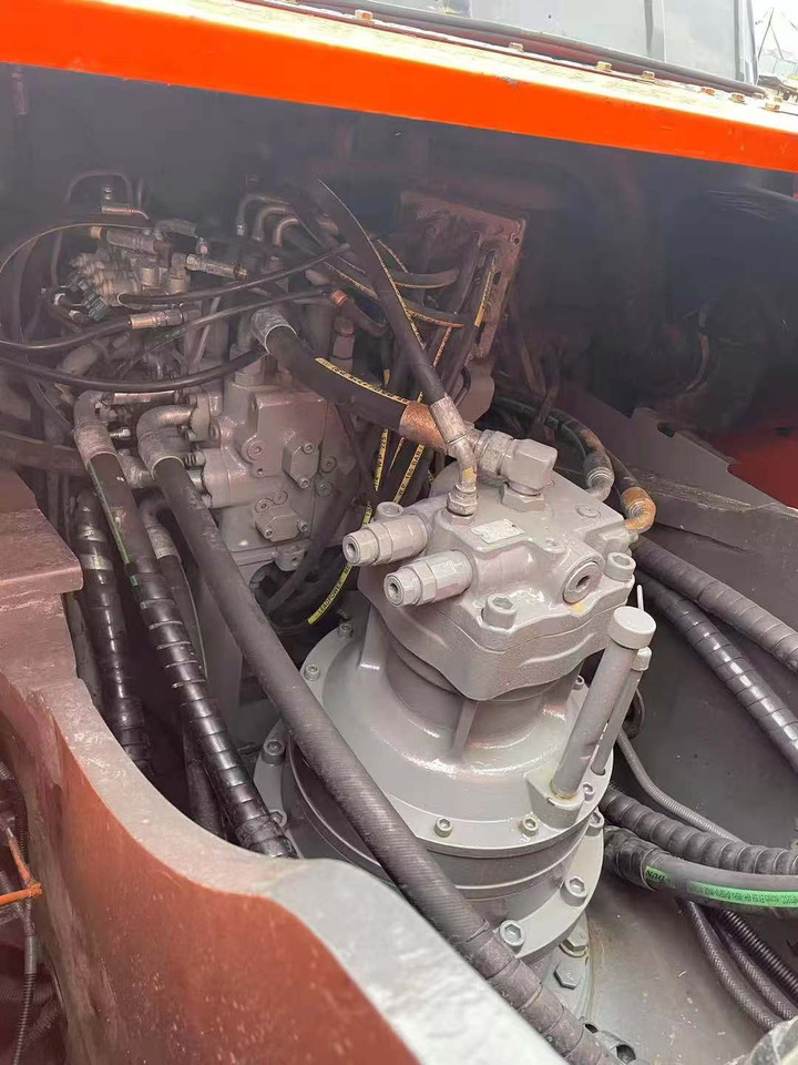 Crawler excavator HITACHI 350-5g: picture 12 Crawler excavator HITACHI 350-5g: picture 12