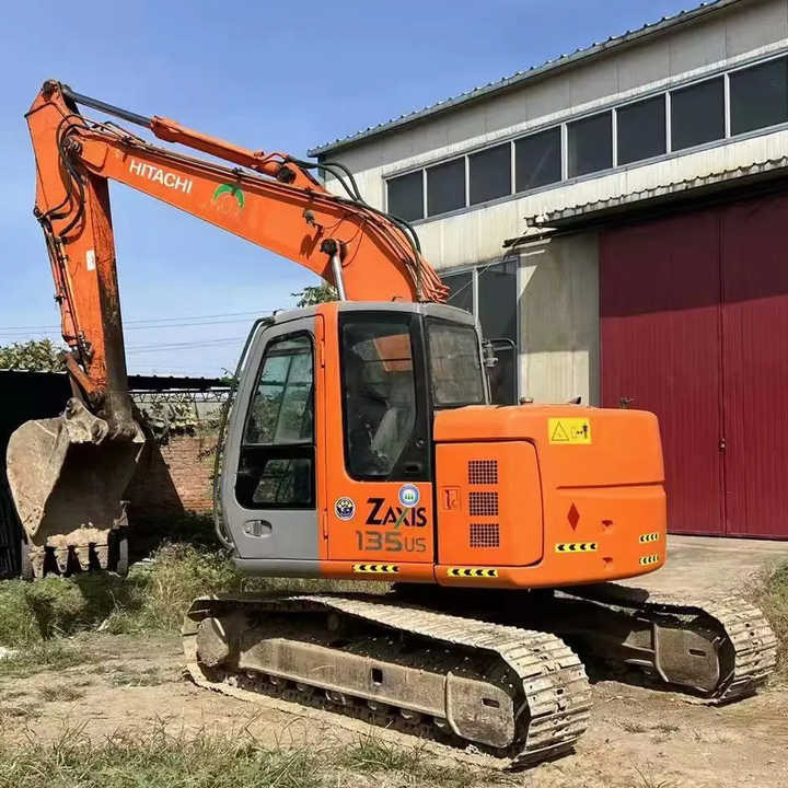 Original Japan Hitachi ZX135 Excavator Hitachi Excavator in Low Price for Hot Sale - Crawler excavator: picture 4 Original Japan Hitachi ZX135 Excavator Hitachi Excavator in Low Price for Hot Sale - Crawler excavator: picture 4