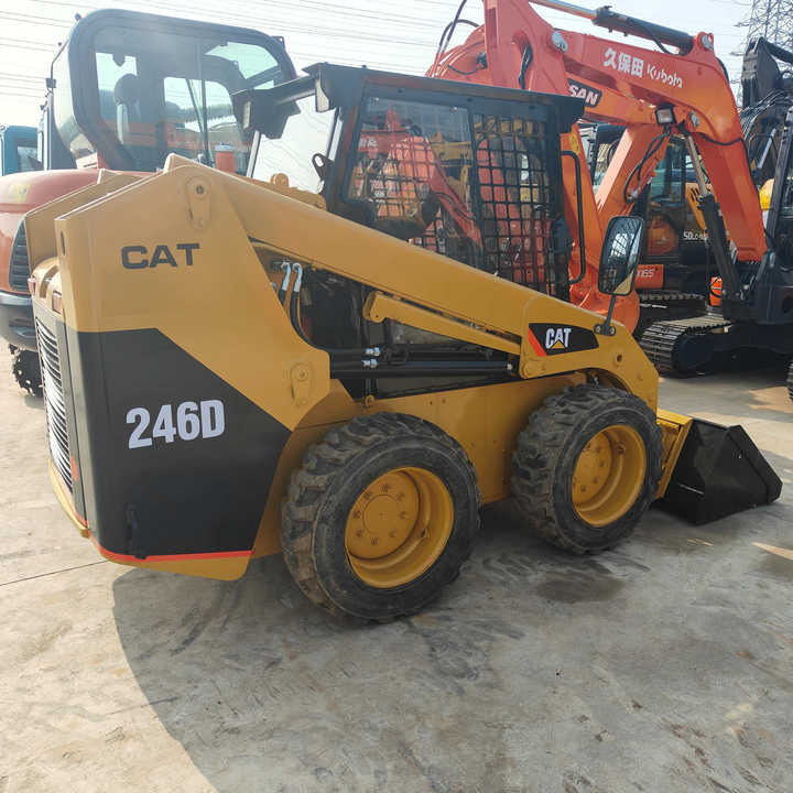 Used Front Loader Tractor CAT 246D Skid Steer Loader / Used Cat 226B 246C 246d Mini Skid Steer Loader in Stock - Skid steer loader: picture 1 Used Front Loader Tractor CAT 246D Skid Steer Loader / Used Cat 226B 246C 246d Mini Skid Steer Loader in Stock - Skid steer loader: picture 1