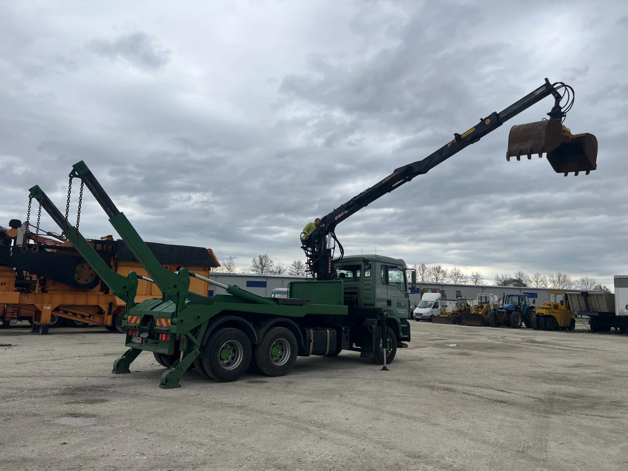 Man Tga 6х4, Кран-Z, Мултилифт - Skip loader truck, Crane truck: picture 3 Man Tga 6х4, Кран-Z, Мултилифт - Skip loader truck, Crane truck: picture 3