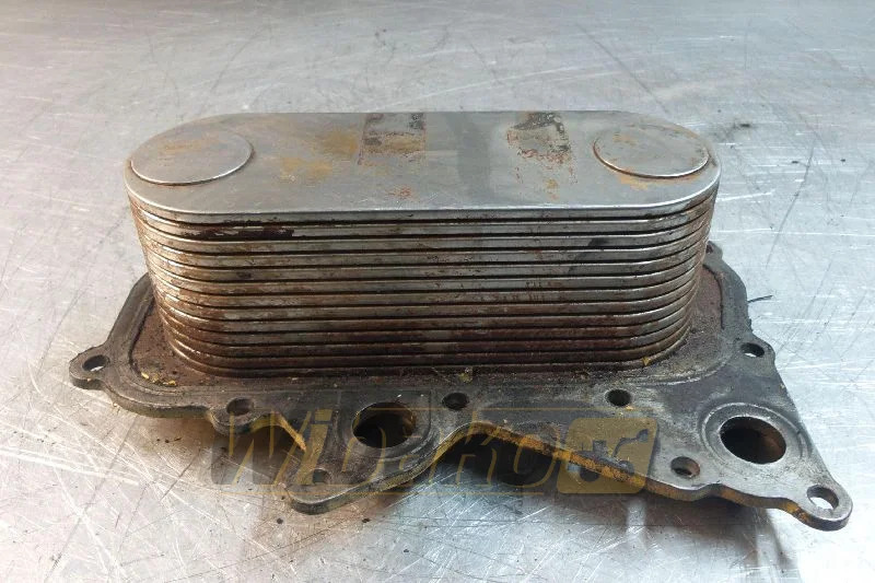 Caterpillar C6.6 4133Y039 - Oil cooler for Construction machinery: picture 1 Caterpillar C6.6 4133Y039 - Oil cooler for Construction machinery: picture 1
