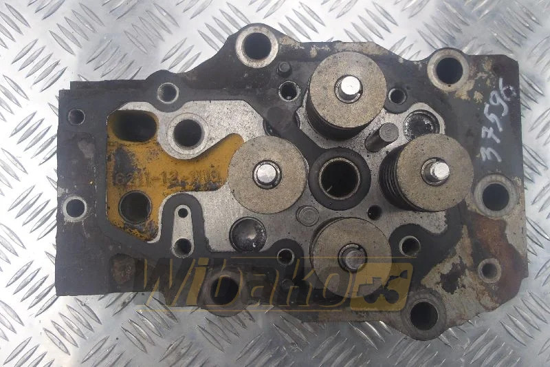 Komatsu S6D140-E2 6211-12-1110 - Cylinder head for Construction machinery: picture 1 Komatsu S6D140-E2 6211-12-1110 - Cylinder head for Construction machinery: picture 1