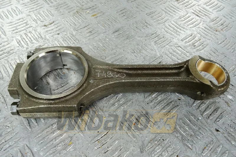 Volvo 04282284 - Connecting rod for Construction machinery: picture 1 Volvo 04282284 - Connecting rod for Construction machinery: picture 1