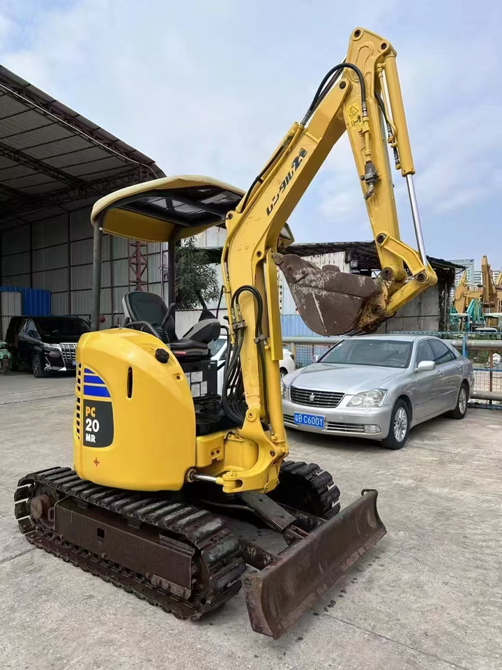KOMATSU 2-ton - Mini excavator: picture 2 KOMATSU 2-ton - Mini excavator: picture 2