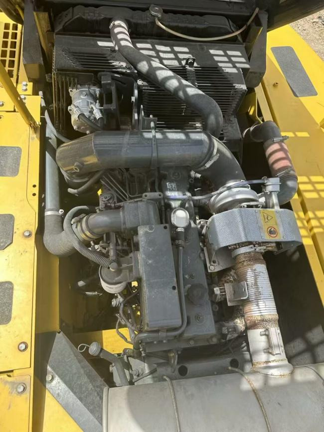 Crawler excavator KOMATSU 350: picture 8