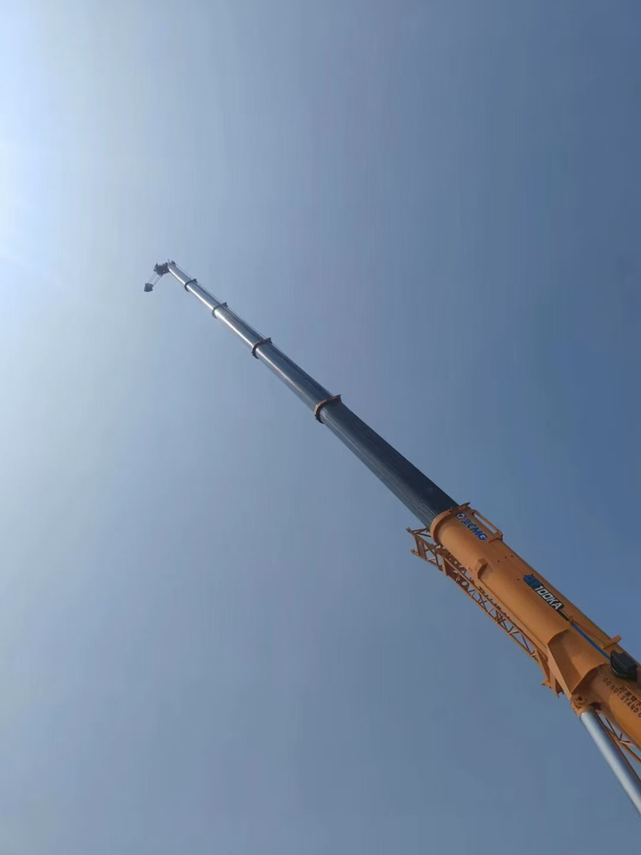 XCMG 70-TON - Mobile crane: picture 3 XCMG 70-TON - Mobile crane: picture 3