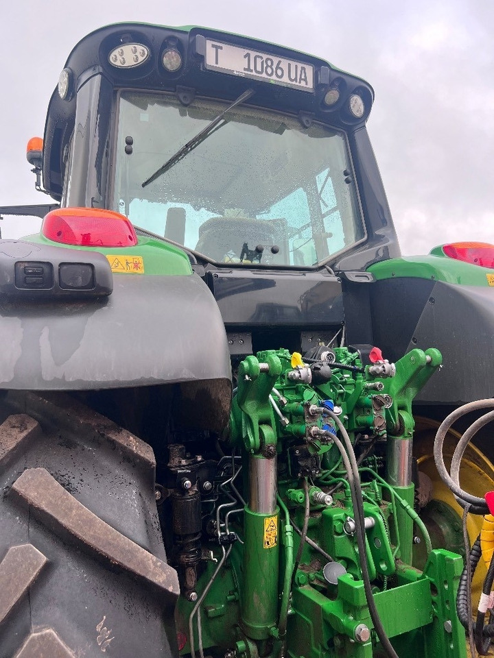 John Deere 6175 M - Farm tractor: picture 2 John Deere 6175 M - Farm tractor: picture 2