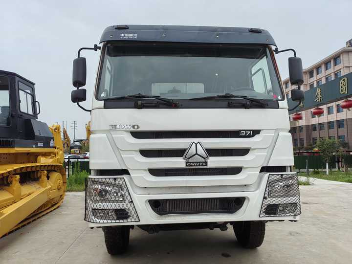 90% New HOWO 6*4 Dump Truck HOWO 10-wheel Dump Truck in Good Condition Hot Sale - Tipper: picture 3 90% New HOWO 6*4 Dump Truck HOWO 10-wheel Dump Truck in Good Condition Hot Sale - Tipper: picture 3