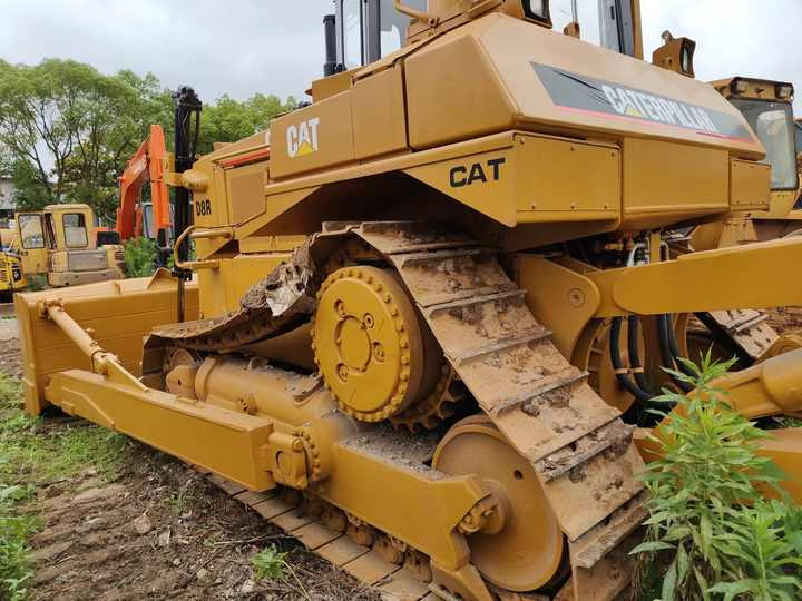 Good Condition D8r Mini Bulldozer New Crawler Bulldozer with Parts Price Bulldozers - Bulldozer: picture 4 Good Condition D8r Mini Bulldozer New Crawler Bulldozer with Parts Price Bulldozers - Bulldozer: picture 4