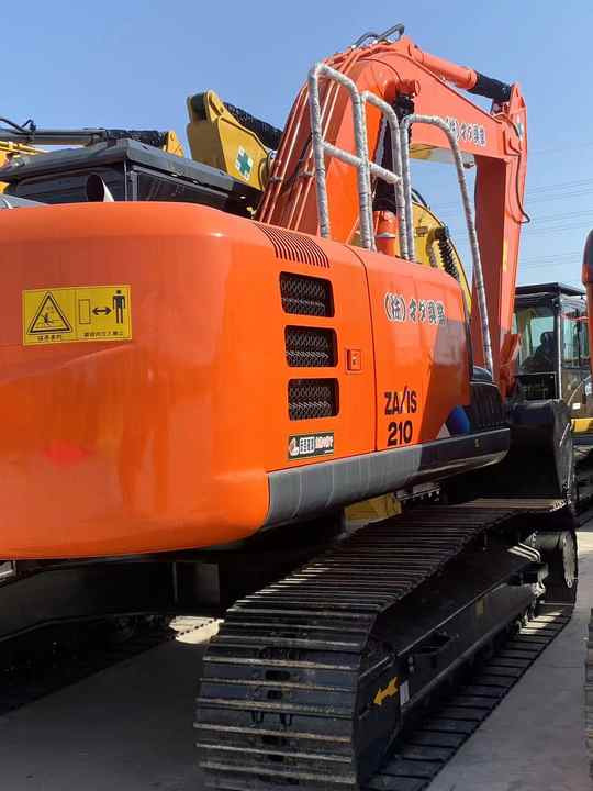 Hitachi Brand Zx210 Crawler Excavator 21tons Digger for Sale Used Hitachi Zx200 210 350 Excavator in Stock on Sale - Crawler excavator: picture 2 Hitachi Brand Zx210 Crawler Excavator 21tons Digger for Sale Used Hitachi Zx200 210 350 Excavator in Stock on Sale - Crawler excavator: picture 2