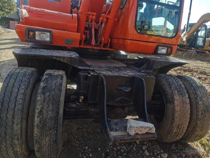Original Second-hand Doosan DH150w-7 Excavator Is in Good Condition Strong and Simple Maintenance - Excavator: picture 3 Original Second-hand Doosan DH150w-7 Excavator Is in Good Condition Strong and Simple Maintenance - Excavator: picture 3