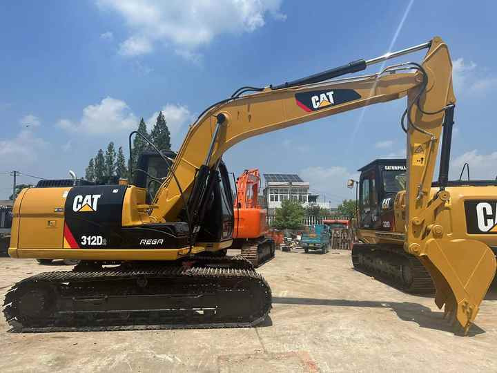 Second-hand Cat 312D2 used cat 312d crawler excavator is for sale with good quality and low price - Crawler excavator: picture 5 Second-hand Cat 312D2 used cat 312d crawler excavator is for sale with good quality and low price - Crawler excavator: picture 5