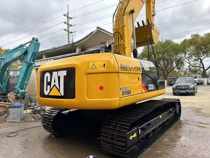 Used Caterpillar 323d Excavator for Sale Original Caterpillar 320 330 323 336d Excavator on Sale - Crawler excavator: picture 2 Used Caterpillar 323d Excavator for Sale Original Caterpillar 320 330 323 336d Excavator on Sale - Crawler excavator: picture 2
