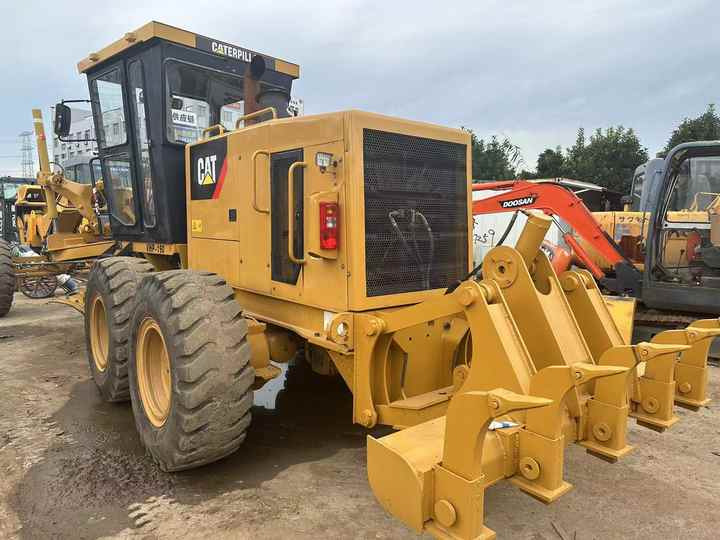 Used Caterpillar CAT 140k Land Road Motor Grader CAT140k Used Grader Cheap Price for Sale - Grader: picture 3 Used Caterpillar CAT 140k Land Road Motor Grader CAT140k Used Grader Cheap Price for Sale - Grader: picture 3