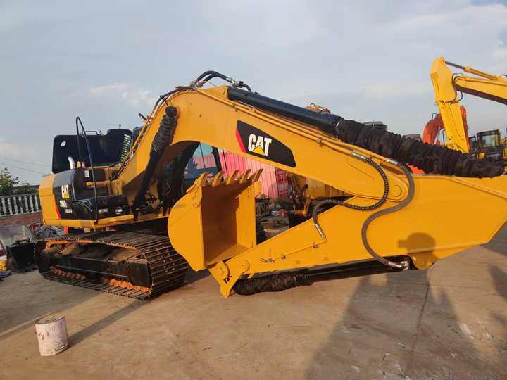 Used Crawler Caterpillar 315D Excavator for Sale Used Engineering & Construction Machinery - Crawler excavator: picture 4 Used Crawler Caterpillar 315D Excavator for Sale Used Engineering & Construction Machinery - Crawler excavator: picture 4