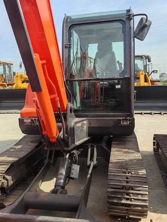 Used Doosan Mini Excavator DoOSAN DX60-9 6tons Small Excavator for Sale High Quality Doosan Dx60 70 75 Mini Excavator on Sale - Mini excavator: picture 4 Used Doosan Mini Excavator DoOSAN DX60-9 6tons Small Excavator for Sale High Quality Doosan Dx60 70 75 Mini Excavator on Sale - Mini excavator: picture 4