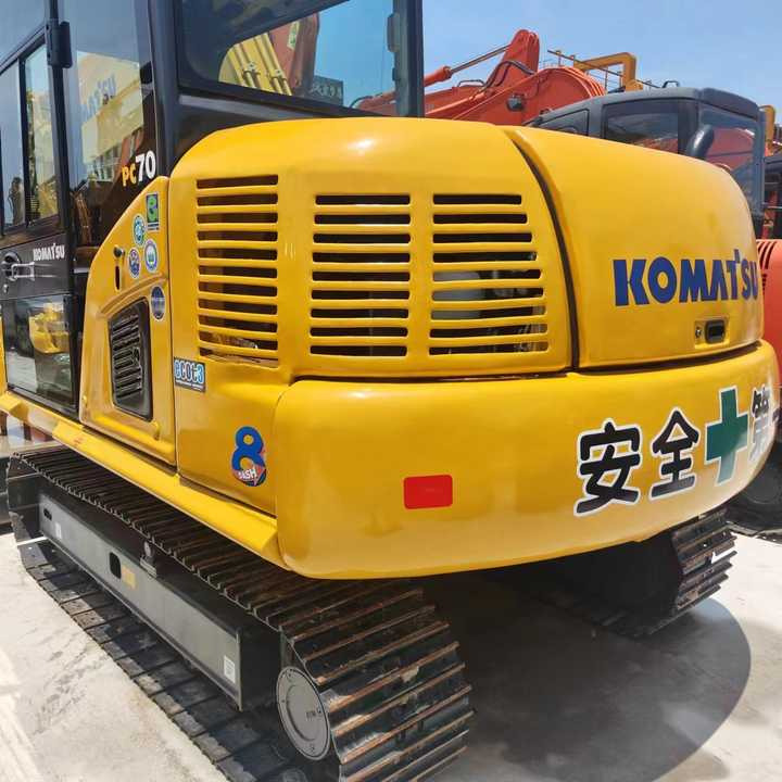 Used Excavator KOMATSU PC70-8 Construction Machinery Excavator PC70-8 PC60 PC70 Excavators for Sale at Negotiable Price - Crawler excavator: picture 3 Used Excavator KOMATSU PC70-8 Construction Machinery Excavator PC70-8 PC60 PC70 Excavators for Sale at Negotiable Price - Crawler excavator: picture 3