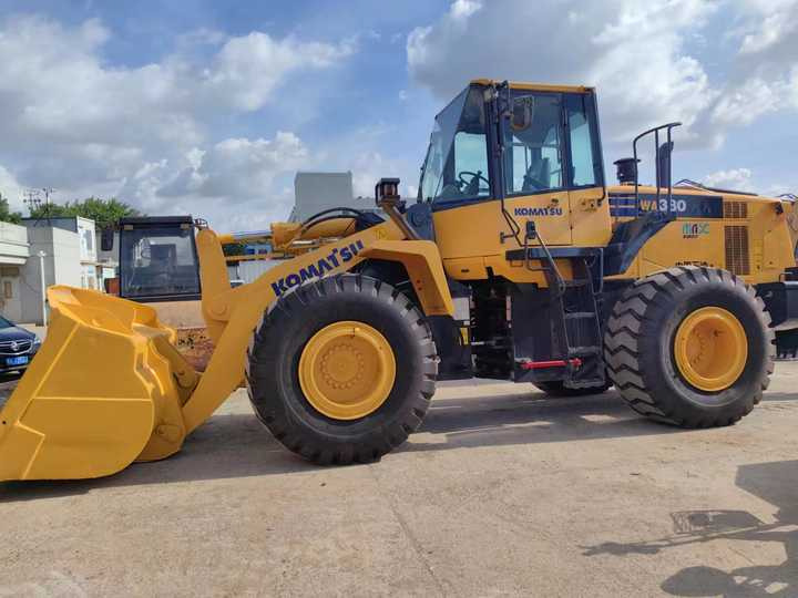 Used komatsu Wa380-6 Wheel Loader for Sale Japan Brand komatsu Wa380 -3 0380-65 470-3 Loader - Wheel loader: picture 4 Used komatsu Wa380-6 Wheel Loader for Sale Japan Brand komatsu Wa380 -3 0380-65 470-3 Loader - Wheel loader: picture 4