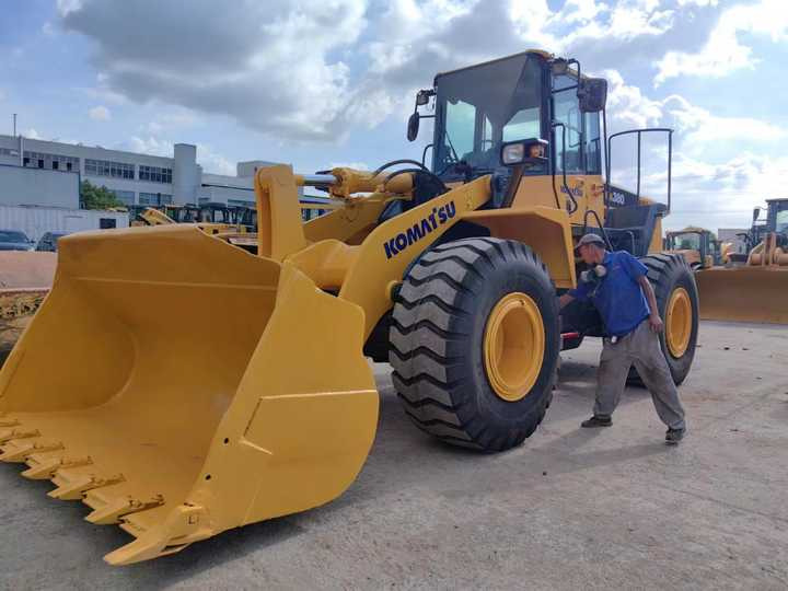 Used komatsu Wa380-6 Wheel Loader for Sale Japan Brand komatsu Wa380 -3 0380-65 470-3 Loader - Wheel loader: picture 3 Used komatsu Wa380-6 Wheel Loader for Sale Japan Brand komatsu Wa380 -3 0380-65 470-3 Loader - Wheel loader: picture 3