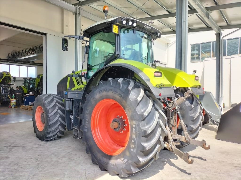 Claas Axion 950 Cmatic - Farm tractor: picture 4 Claas Axion 950 Cmatic - Farm tractor: picture 4