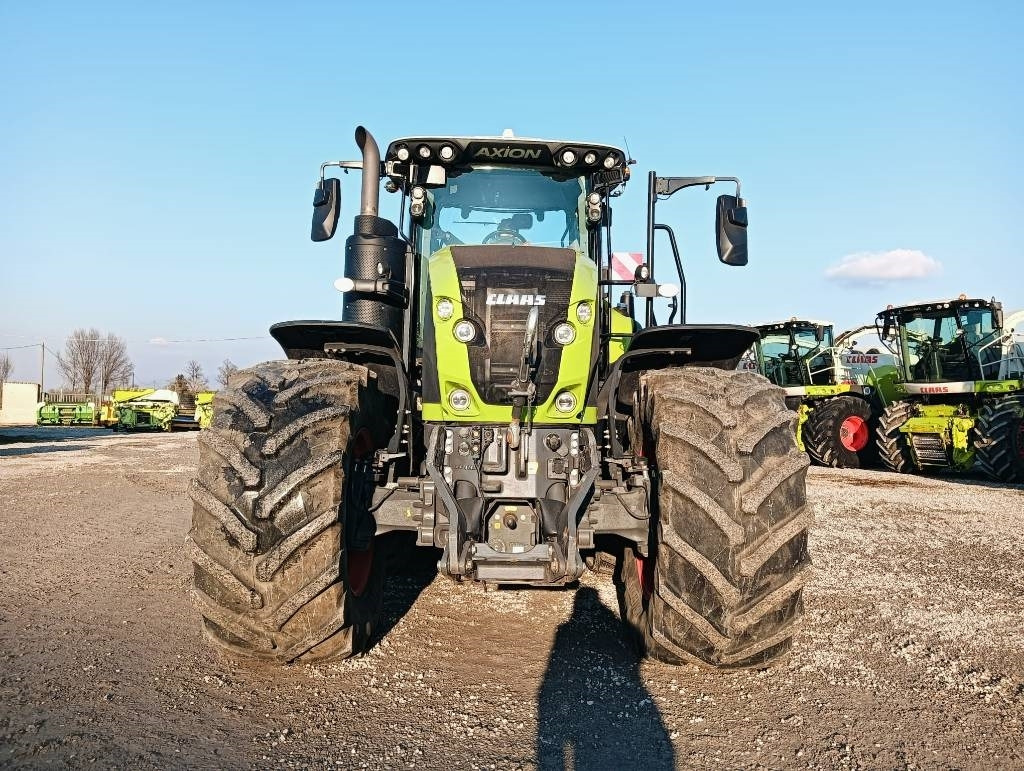 Farm tractor Claas Axion 960 Terra Trac: picture 22