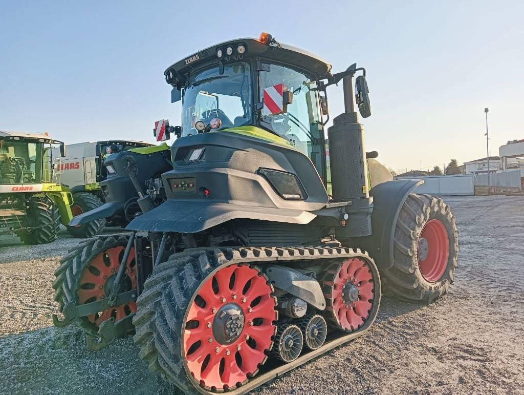 Farm tractor Claas Axion 960 Terra Trac: picture 17